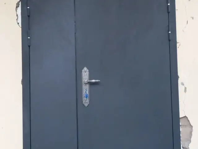 Дверь, Душанбе