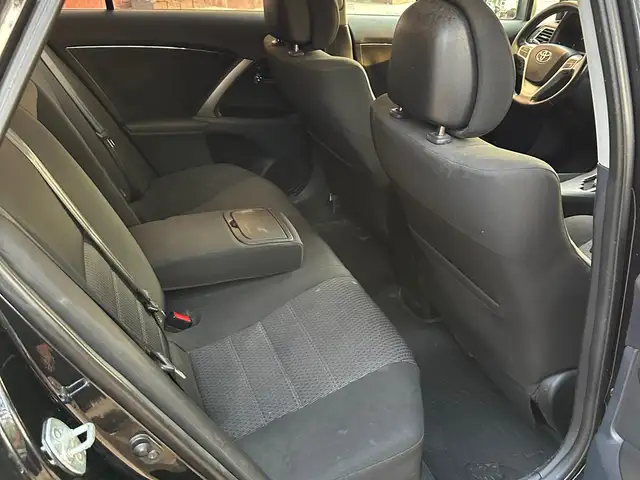 Toyota Avensis, 2013, Душанбе - 10
