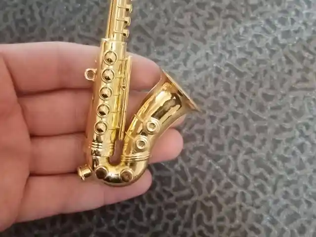 Саксофон сувенир, Душанбе