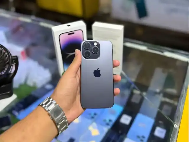Apple iPhone Xr, 128 gb, Product Red, Бохтар (Курғон-Теппа)