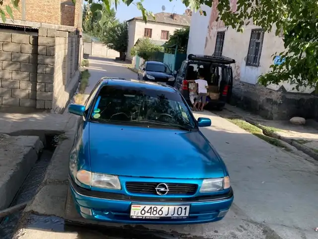 Opel Astra F