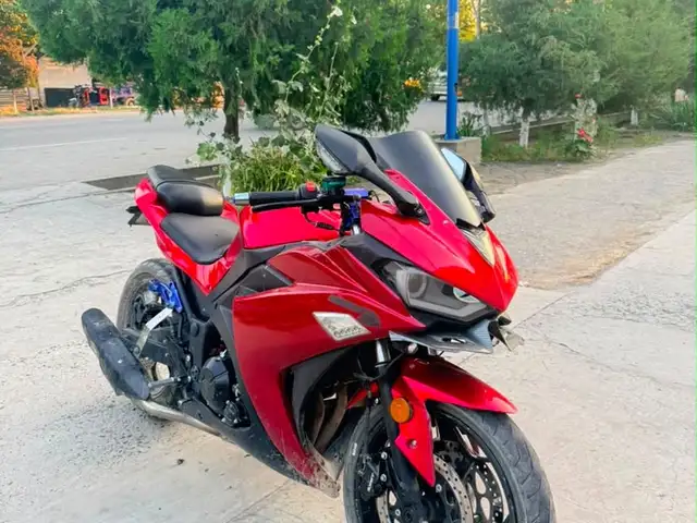 Мотоцикл Yamaha R 3, Пенджикент
