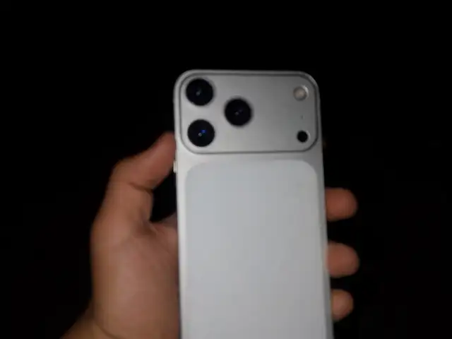 Apple iPhone 17 Pro, 128 gb, Deep Blue, Душанбе