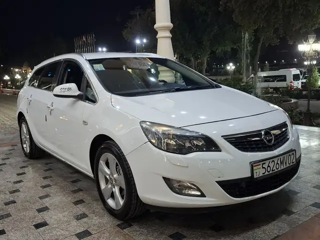 Opel Astra J, 2011, Худжанд - 6