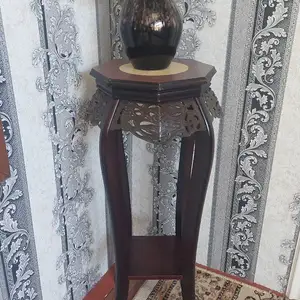 Подставка, Худжанд