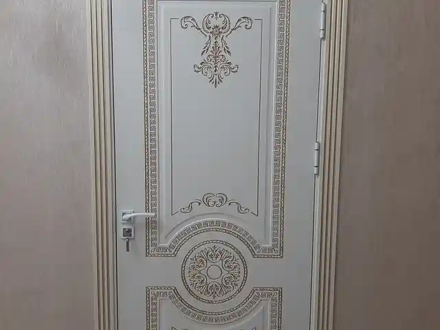 Дверь, Душанбе