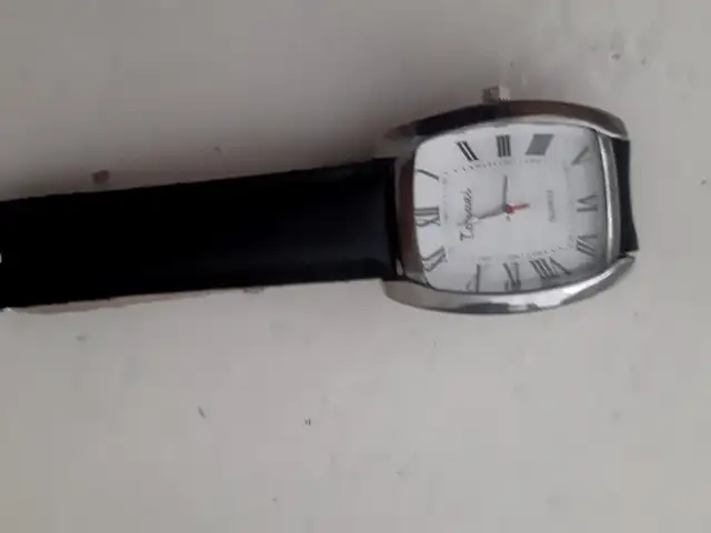 Часы, Вахдат
