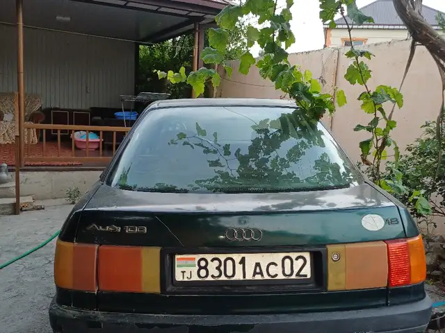Audi 80