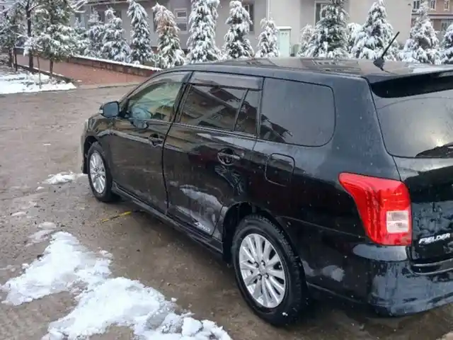 Не тонированные стекла для Toyota Fielder, Душанбе