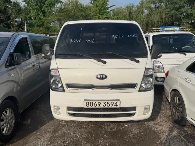Бортовой автомобиль Kia Bongo, 2017, Худжанд