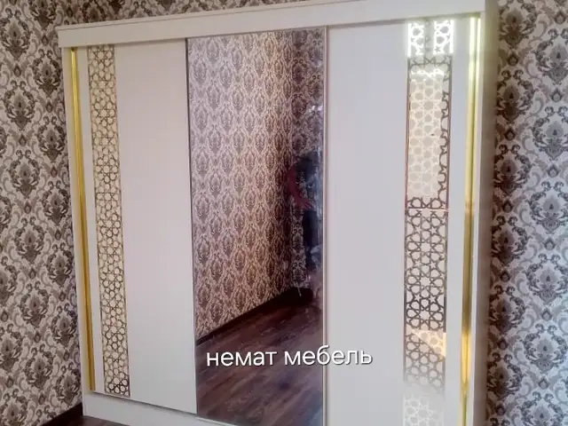 Шифоньер купе, Душанбе