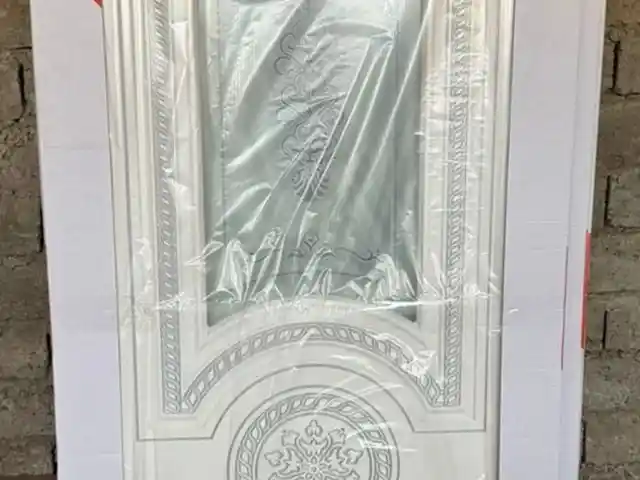 Дверь, Душанбе