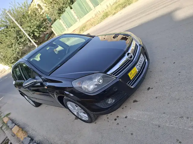 Opel Astra H
