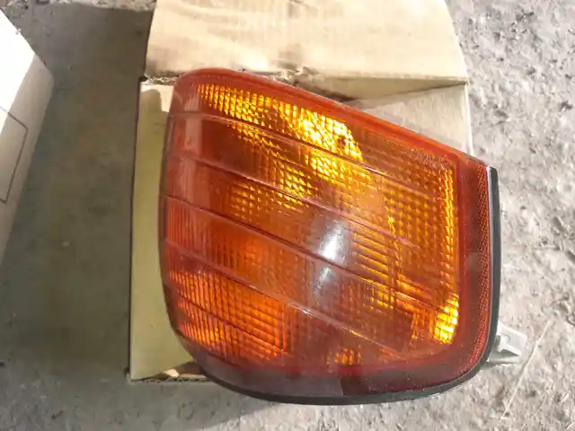 Боковые фонари на Mercedes-Benz W202, Душанбе