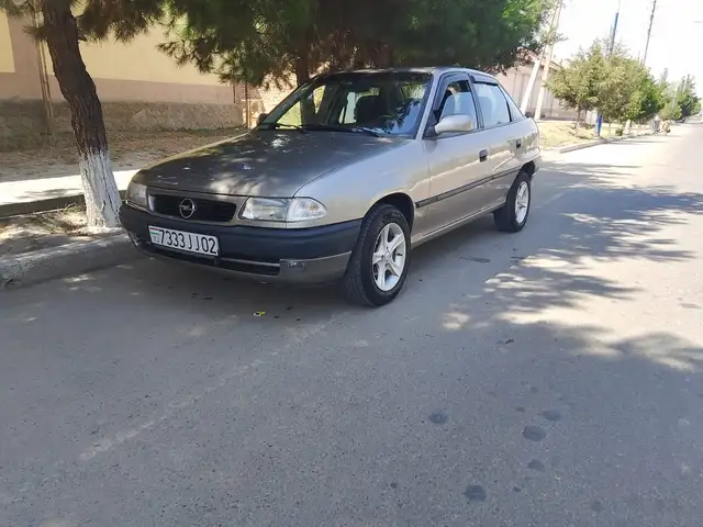 Opel Astra F