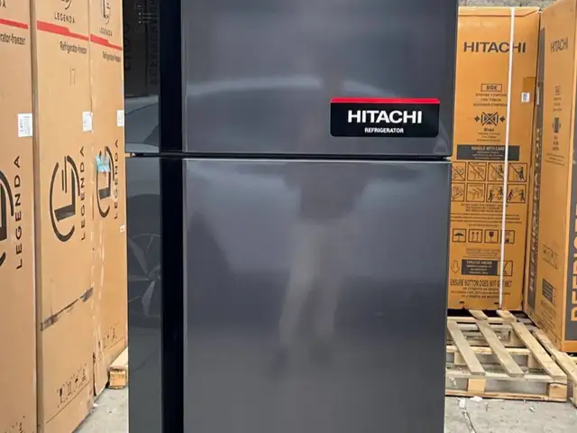 Холодильник Hitachi 85см, Душанбе