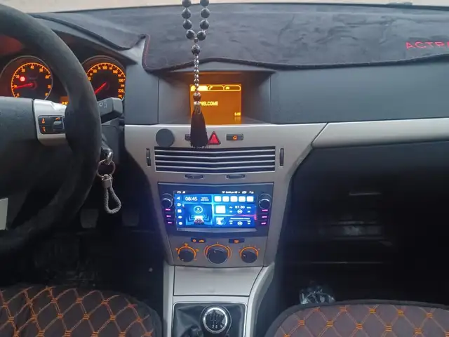 Opel Astra H