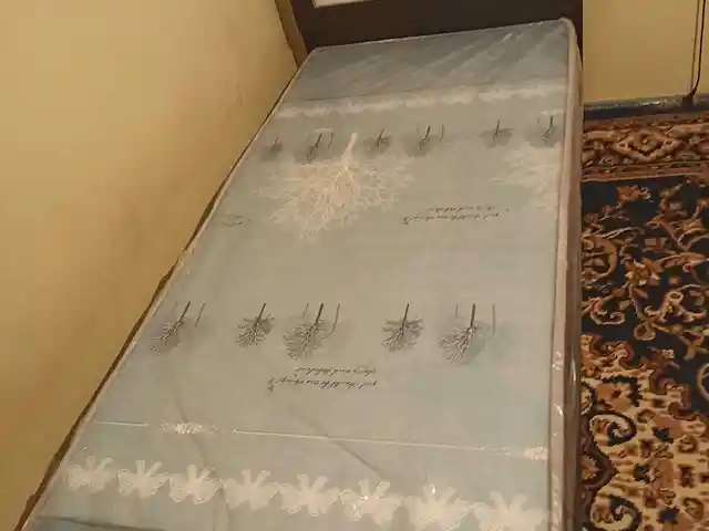 Односпальная кровать, Душанбе