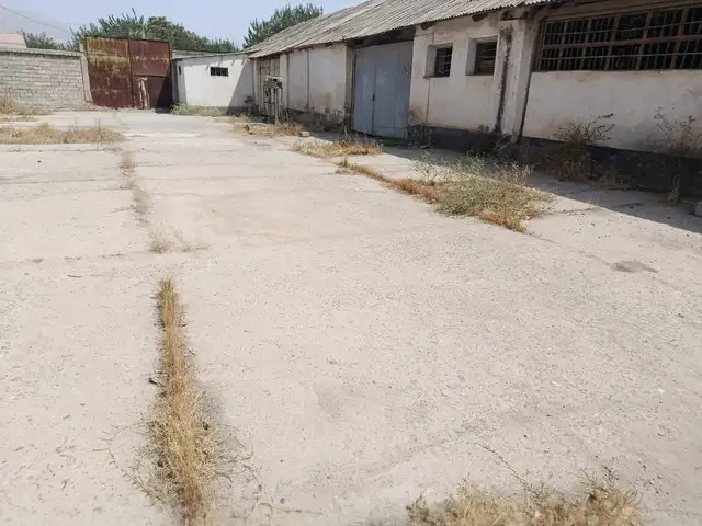 Помещение под склад, 180м², Хамадони, Ҳамадонӣ