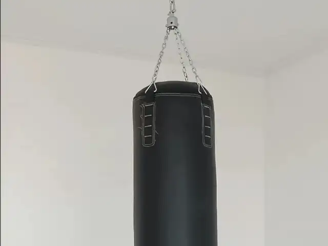 Боксёрская груша, Худжанд