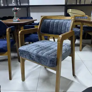 Стулья, Душанбе