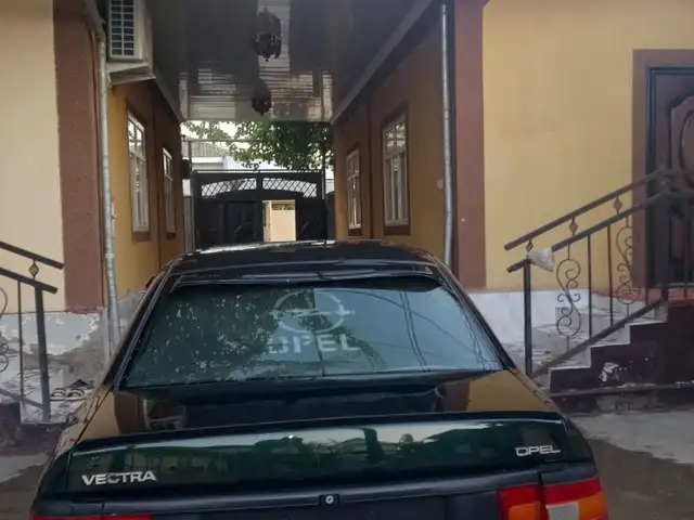Opel Vectra A