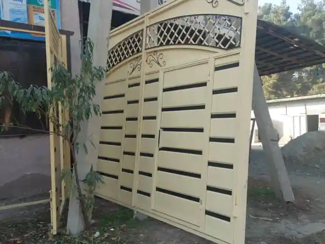Дарвоза, Душанбе