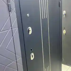 Железная дверь, Душанбе