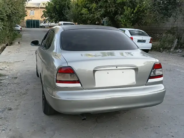 Daewoo Leganza