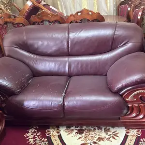 Кожаный диван и кресло, Канибадам
