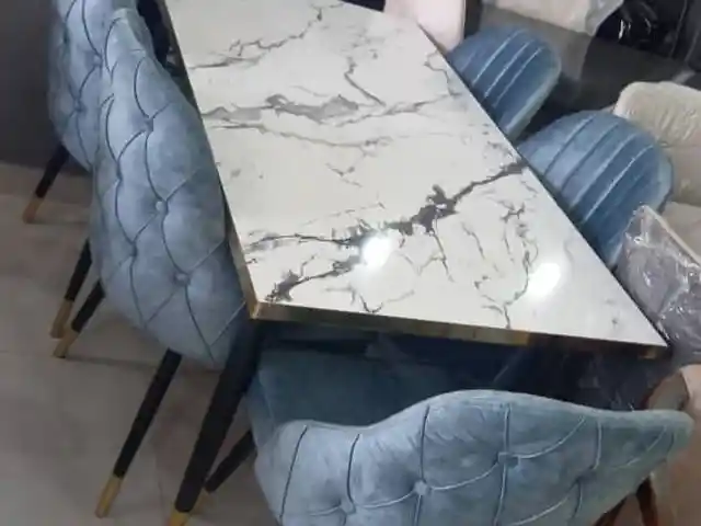 Стол и стулья, Душанбе