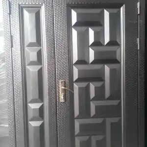 Металлическая дверь, Душанбе