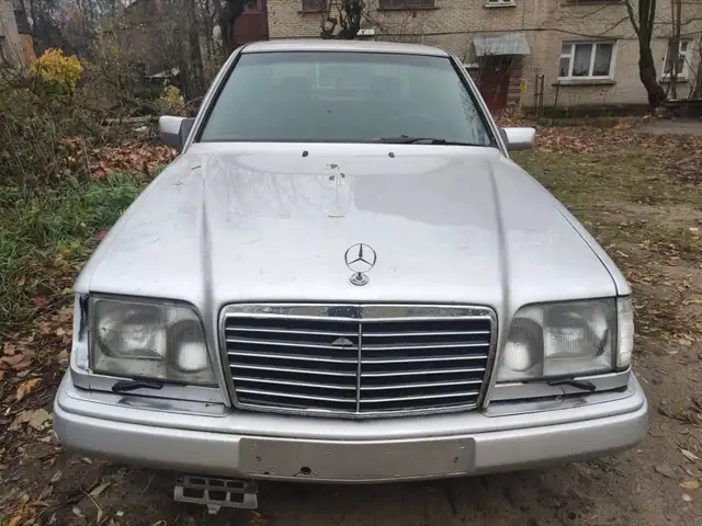 Mercedes-Benz на запчасти W124 кузов, Хуҷанд