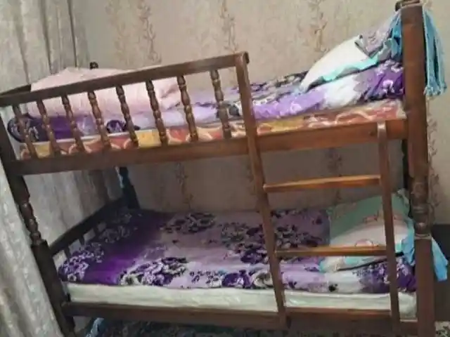 Двухъярусная кровать, Душанбе