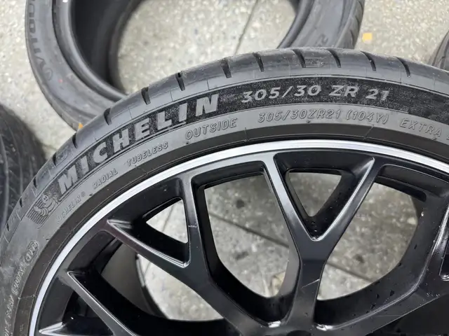 Шина Michelin R21, Душанбе