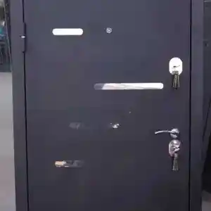 Дверь, Душанбе