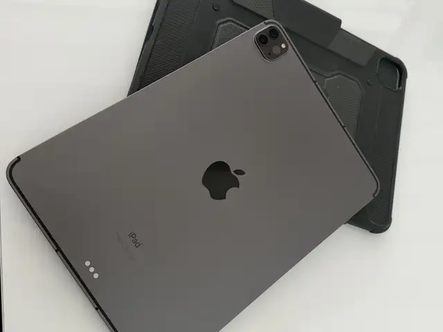 Планшет Apple iPad Pro 11 M1, 128Gb, Душанбе