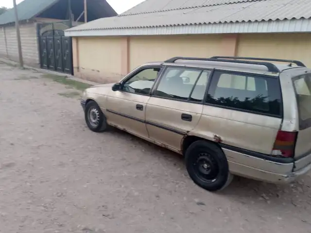 Opel Astra F