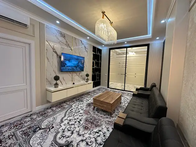 3-комн. квартира, 8 этаж, 110 м², 12 мкр, Худжанд - 4