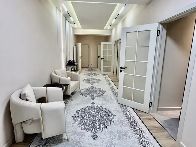 3-комн. квартира, 3 этаж, 145м², дом печать пайкар, Душанбе