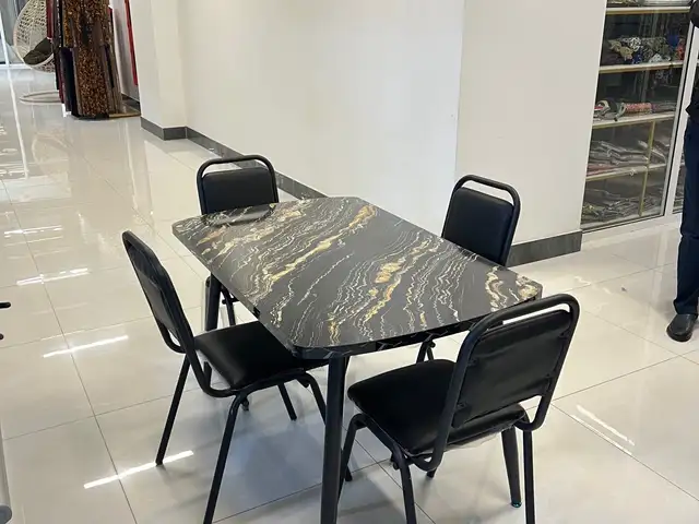 Стол и стулья, Душанбе