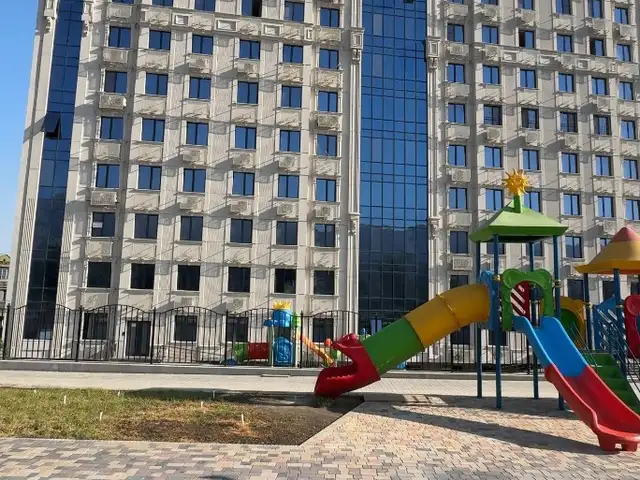 3-комн. квартира, 3 этаж, 97 м², 20 мкр, Хуҷанд