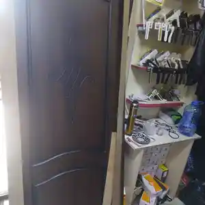 Дверь, Душанбе