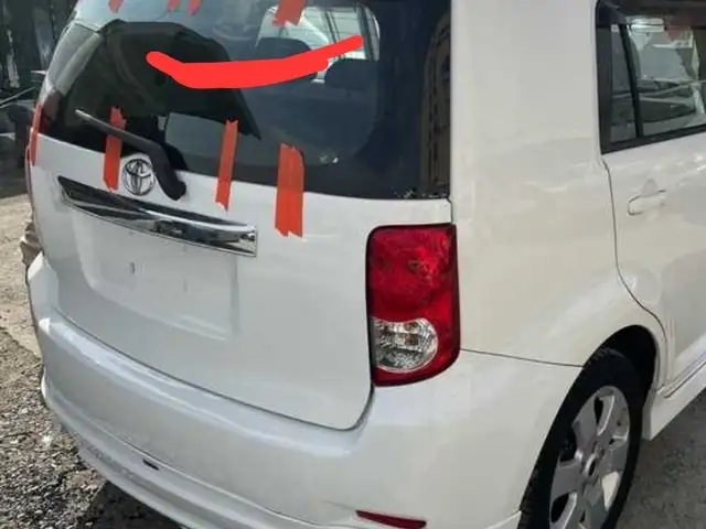 Заднее стекло для Toyota Rumion белый, Душанбе