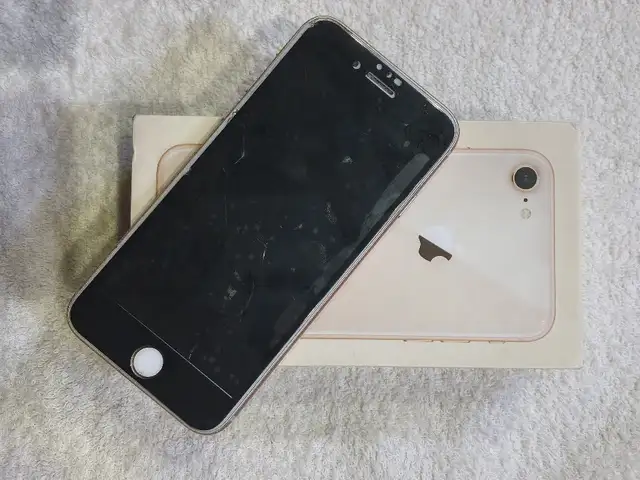 Apple iPhone 8, 64 gb, Space Grey, Душанбе