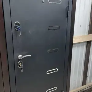 Дверь, Душанбе