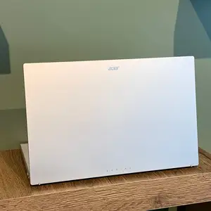 Ноутбук Acer core 3, Хуҷанд