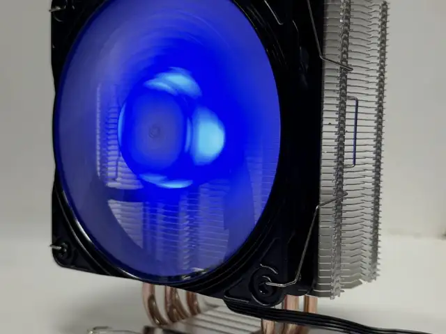 Кулер для процессора DeepCool RGB, Душанбе
