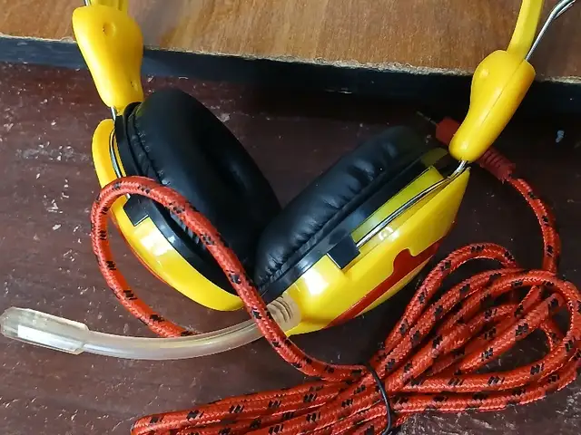 Наушники, Душанбе