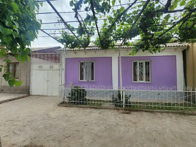 1 этажн. 8-комн. дом, 7 соток, махаллаи Бахор, куч. М. Осими, Бохтар (Курғон-Теппа)